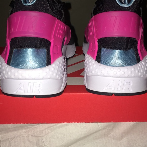 NWT Nike Air Huarache - Picture 6 of 8